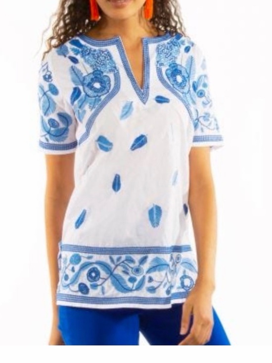 Gretchen Scott Designs Tops - Gretchen Scott Women’s Blue Floral Pattern Embroidered Tunic Short Sleeve SizeXL